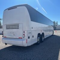 2004 MCI J4500 56 Passenger - Image 7